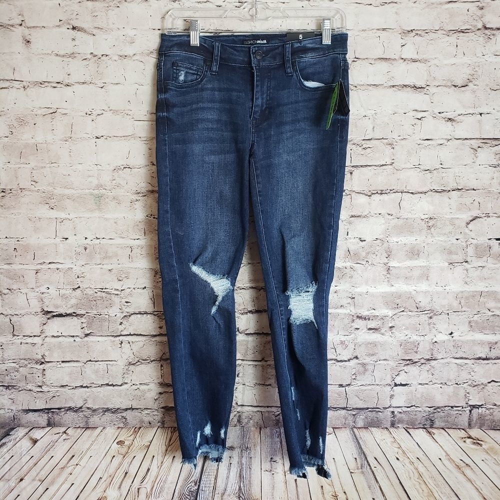 Fashion Nova "Your Turn" Ankle Jeans